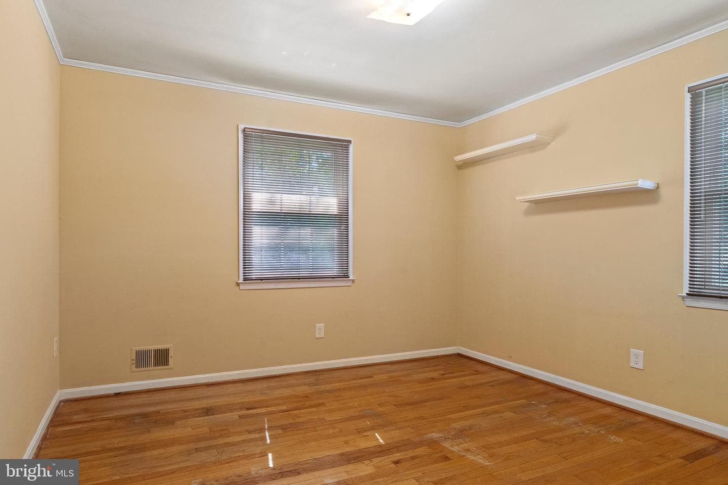 467 Cornwall Court photo 41