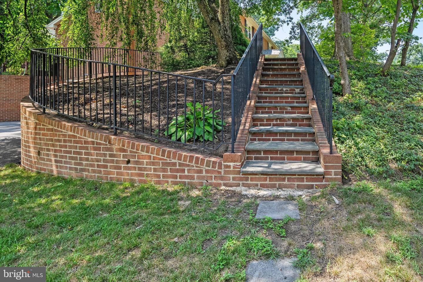 467 Cornwall Court photo 65