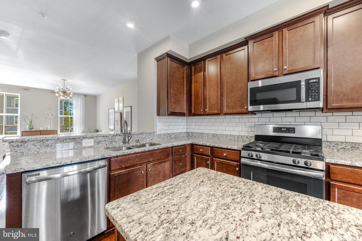549 Willow Bend Drive photo 27