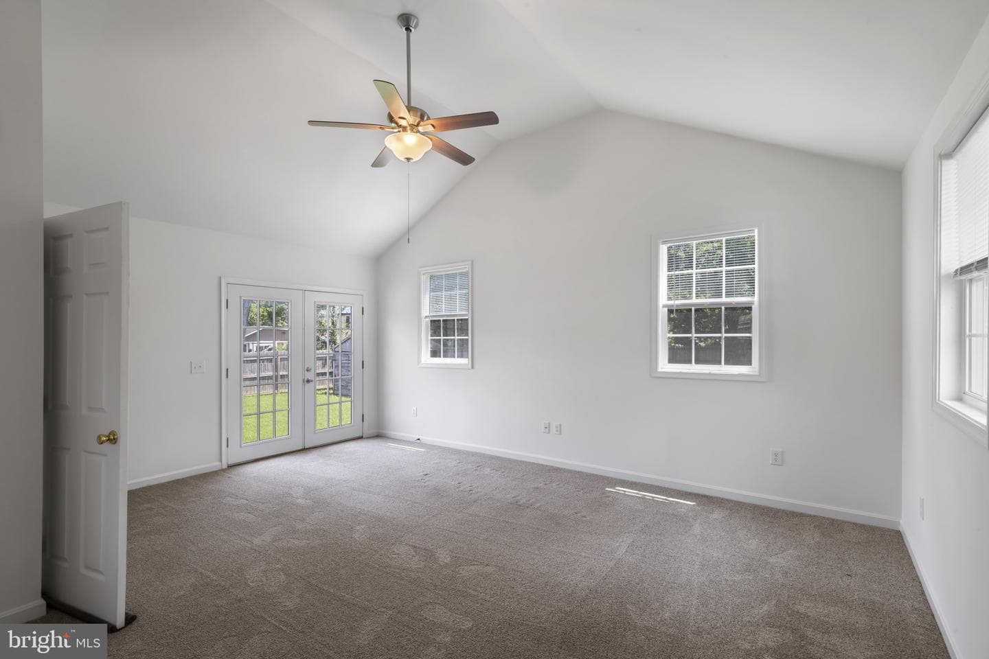 505 Bruce Avenue photo 6
