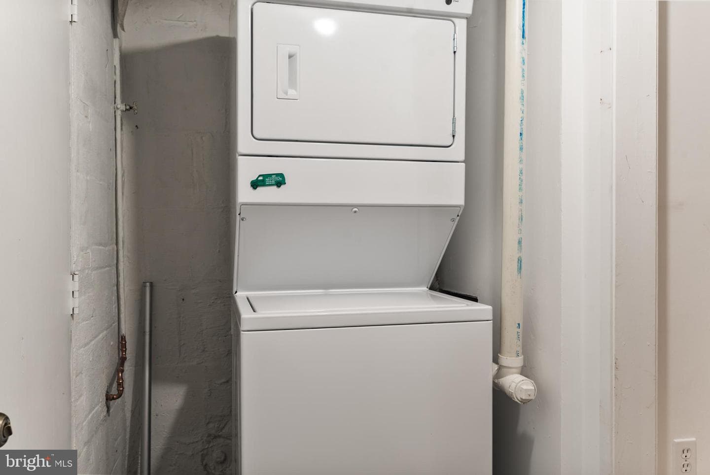 202 Dreams Landing Way photo 33