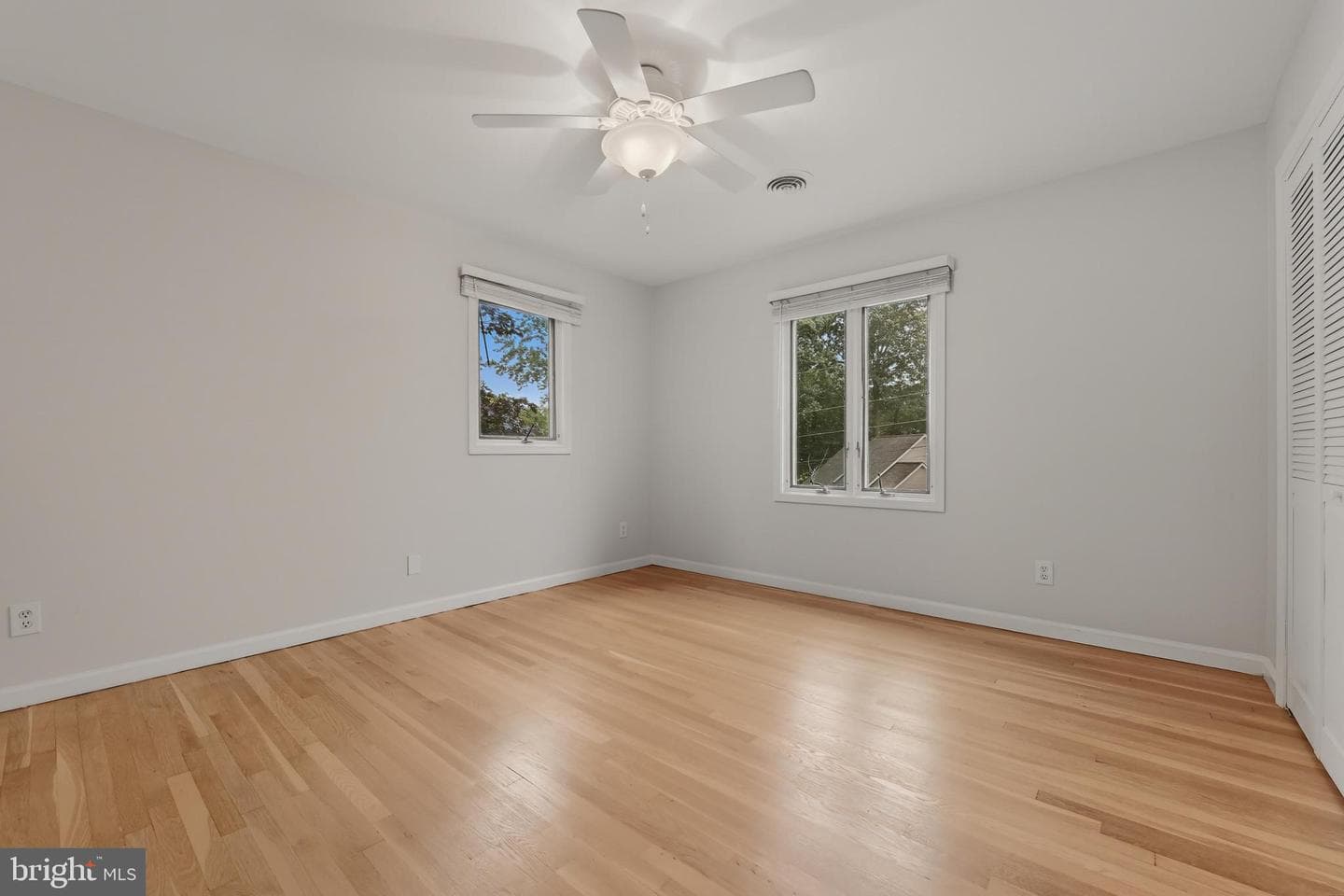 1100 Broadview Drive photo 32