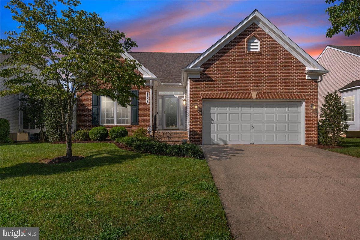 1253 Destiny Circle photo 1