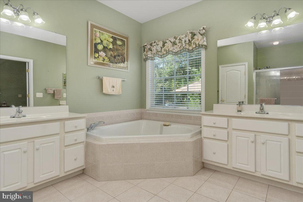 1253 Destiny Circle photo 24
