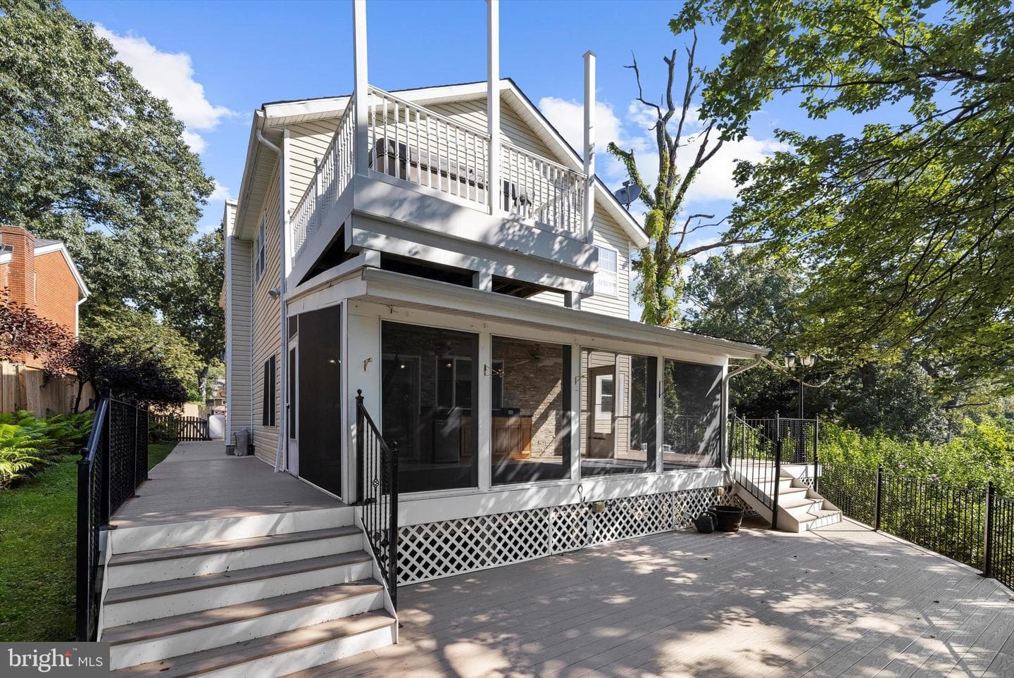 619 Riverside Drive photo 63
