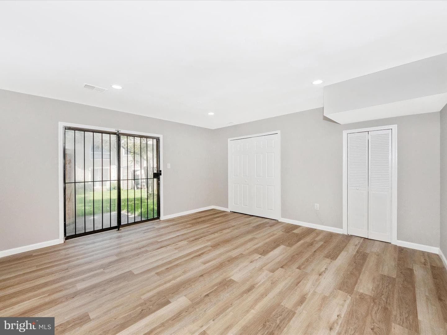 290 Hilltop Lane photo 35