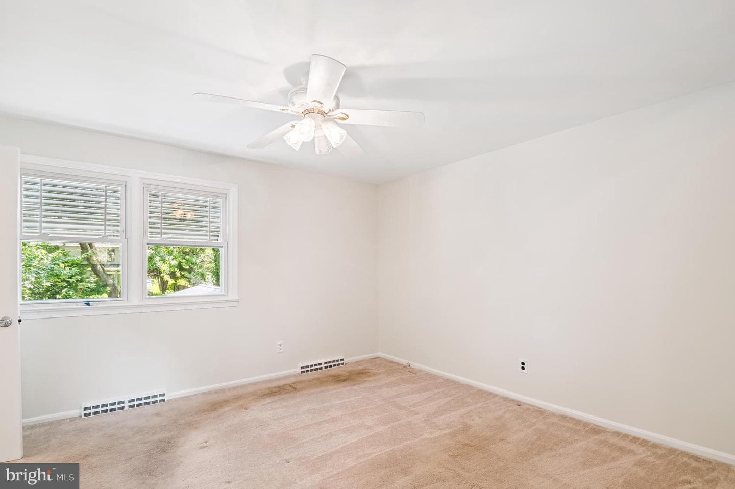 84 Great Lake Drive photo 24