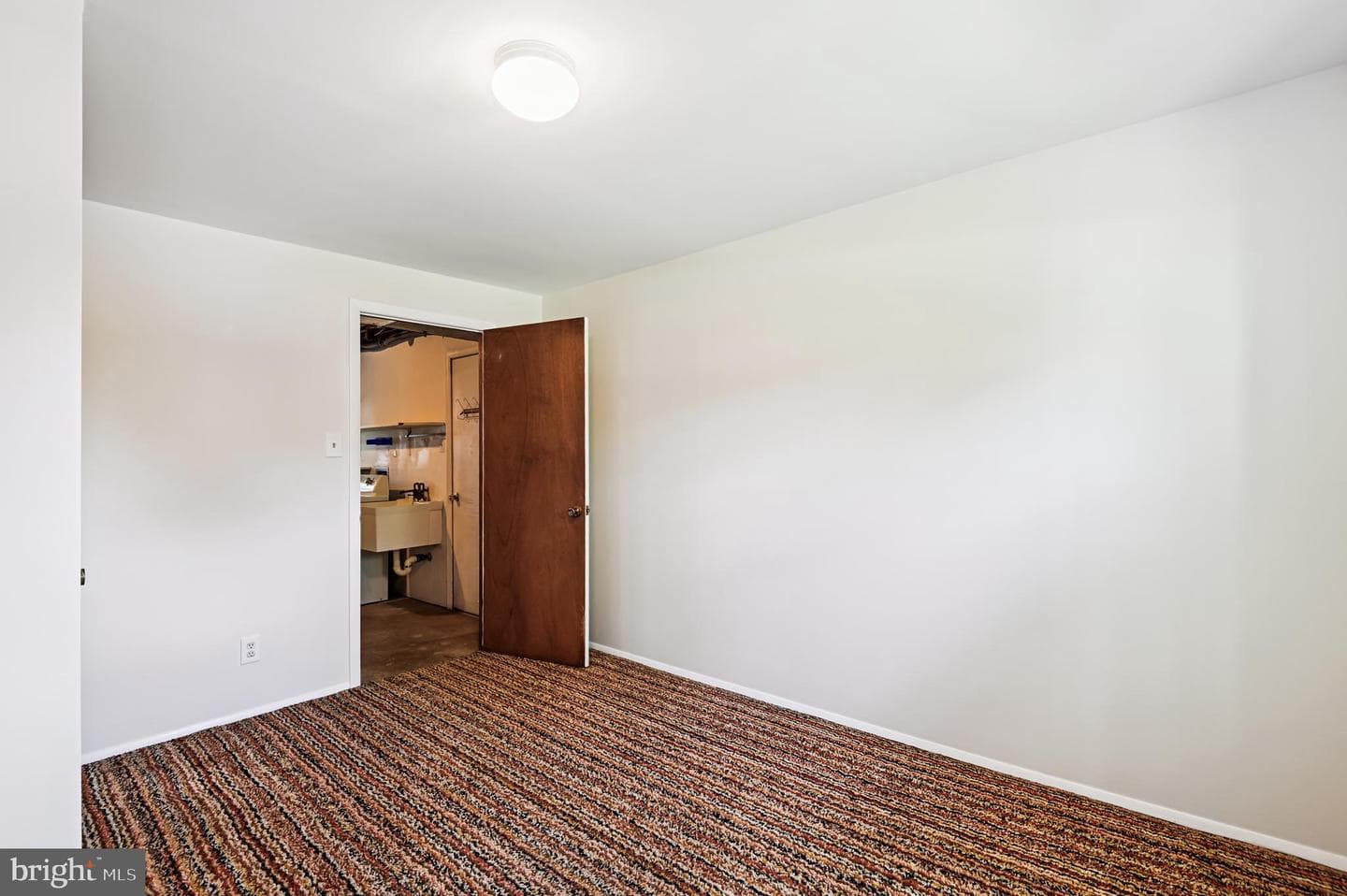84 Great Lake Drive photo 28