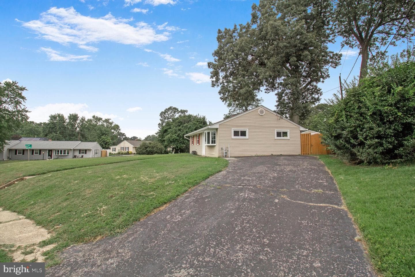 774 223rd Street photo 17