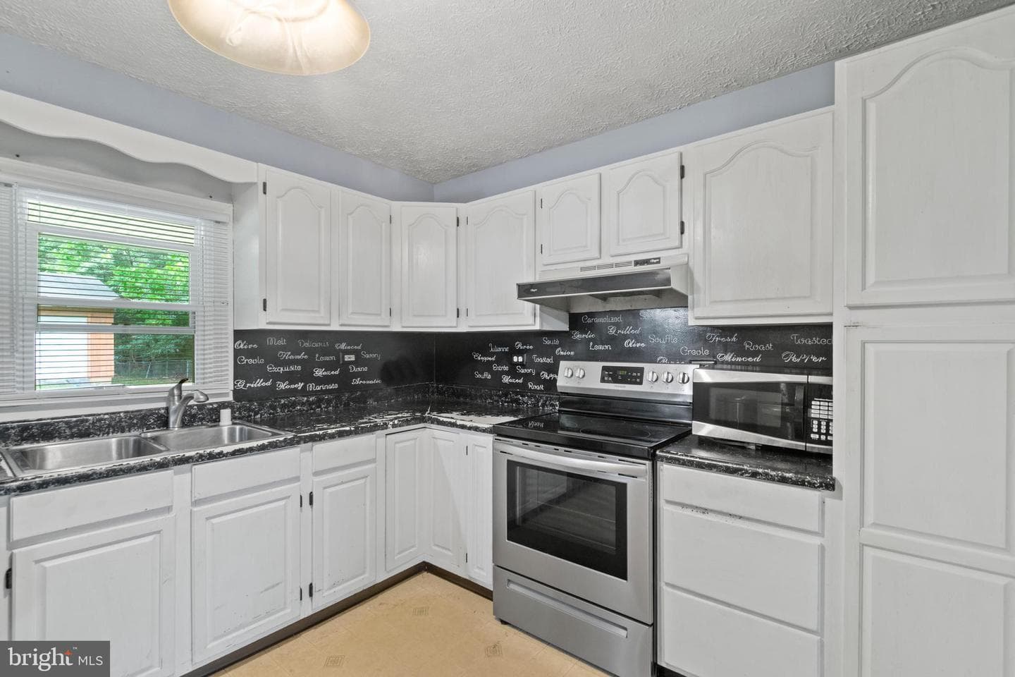 7721 Locust Wood Road photo 20