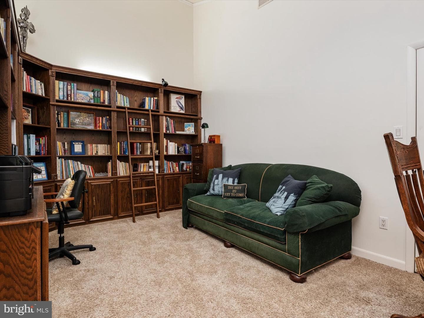 966 Coachway photo 27