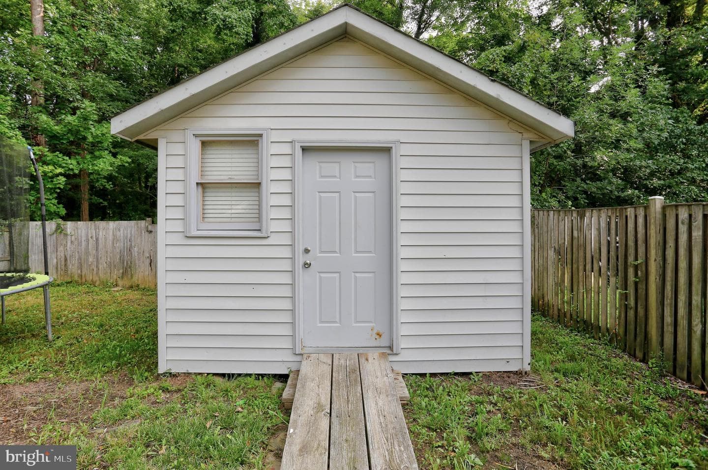 466 Man O War Court photo 29