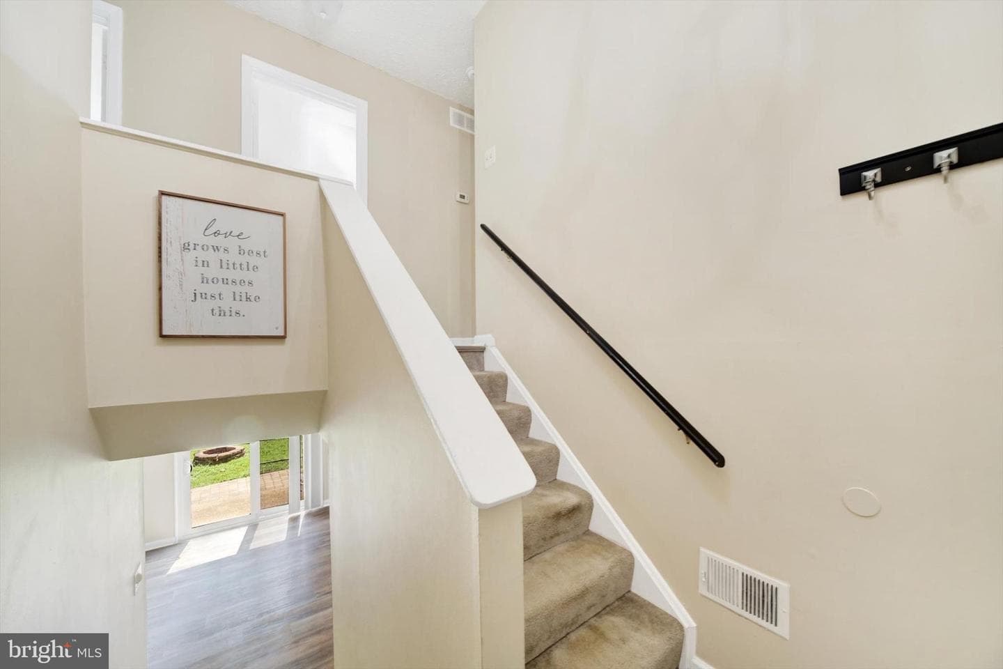 281 Ternwing Drive photo 3