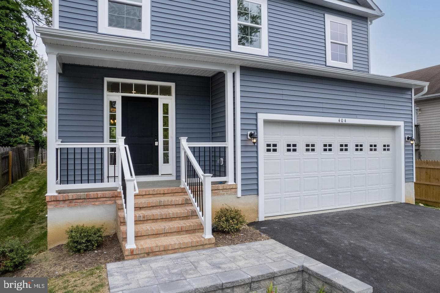 404 Paradise Road photo 3