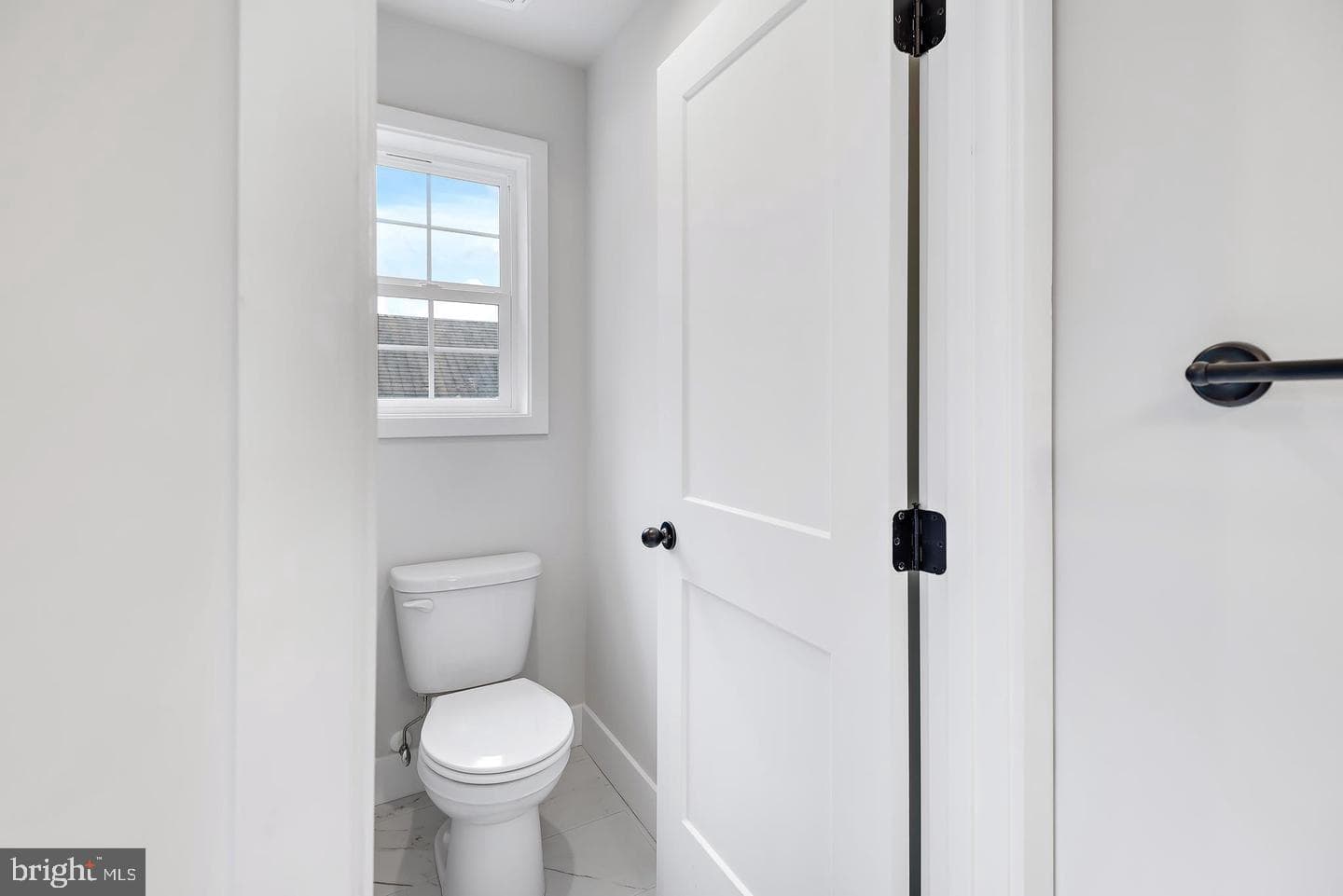 404 Paradise Road photo 31