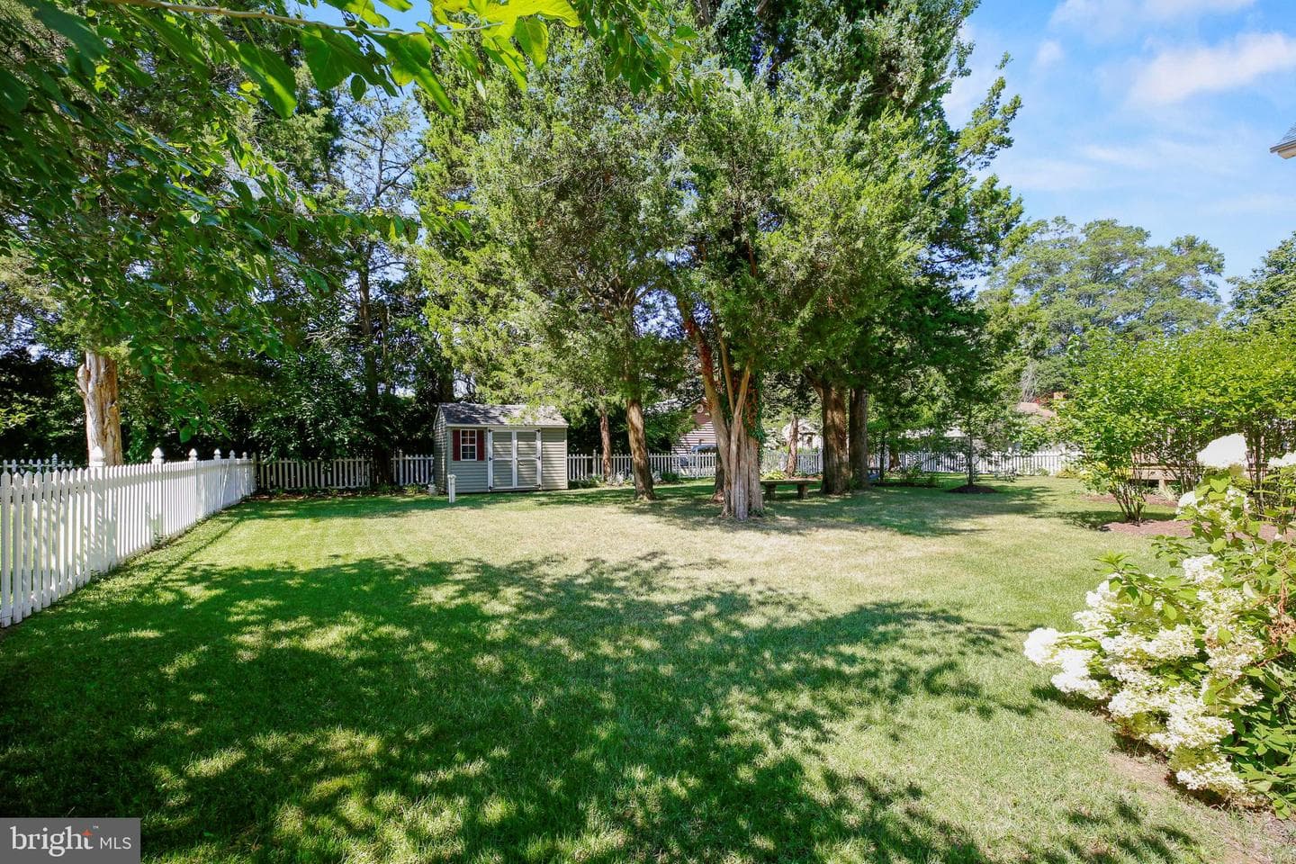 5560 Harford Street photo 18