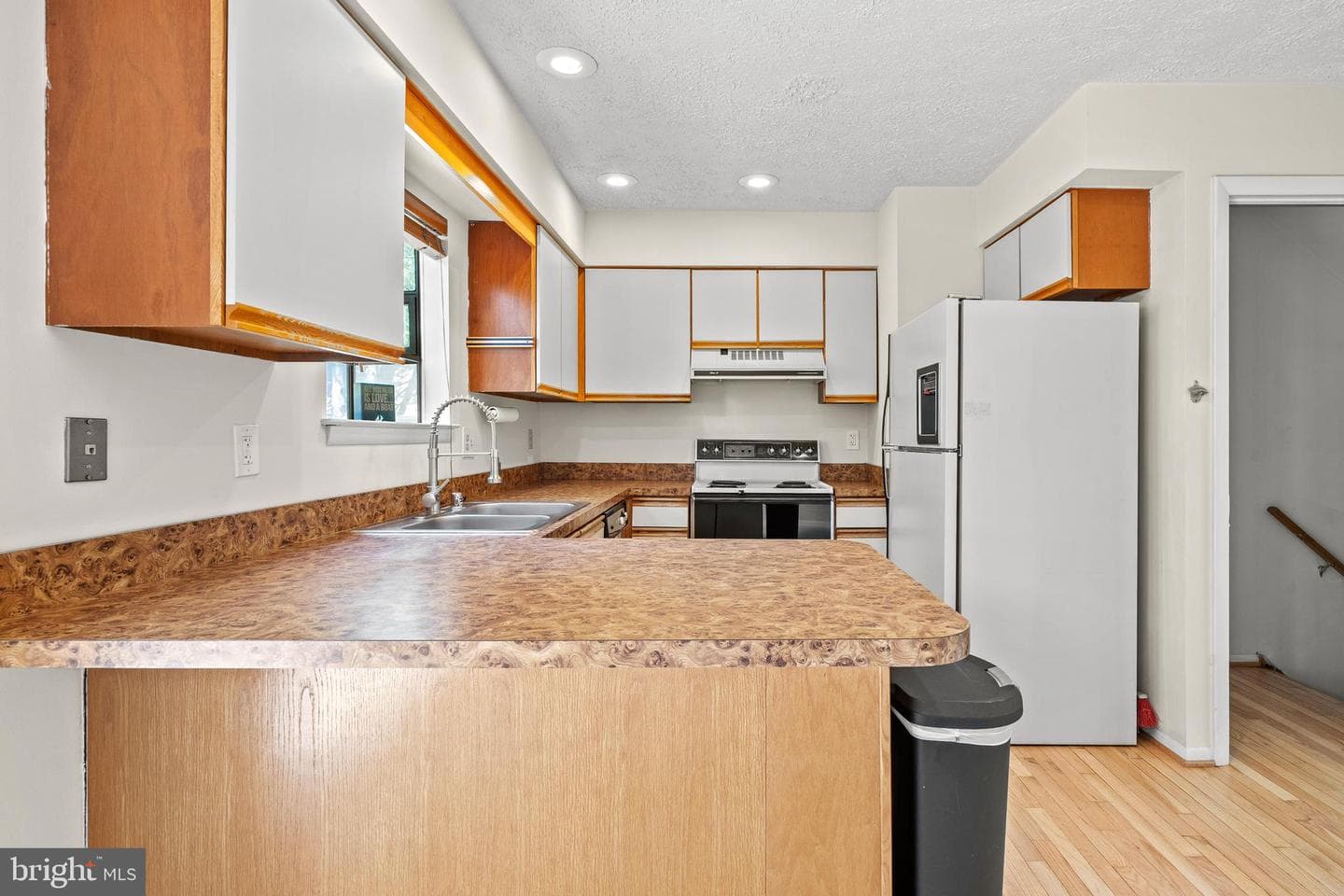526 West Drive photo 10