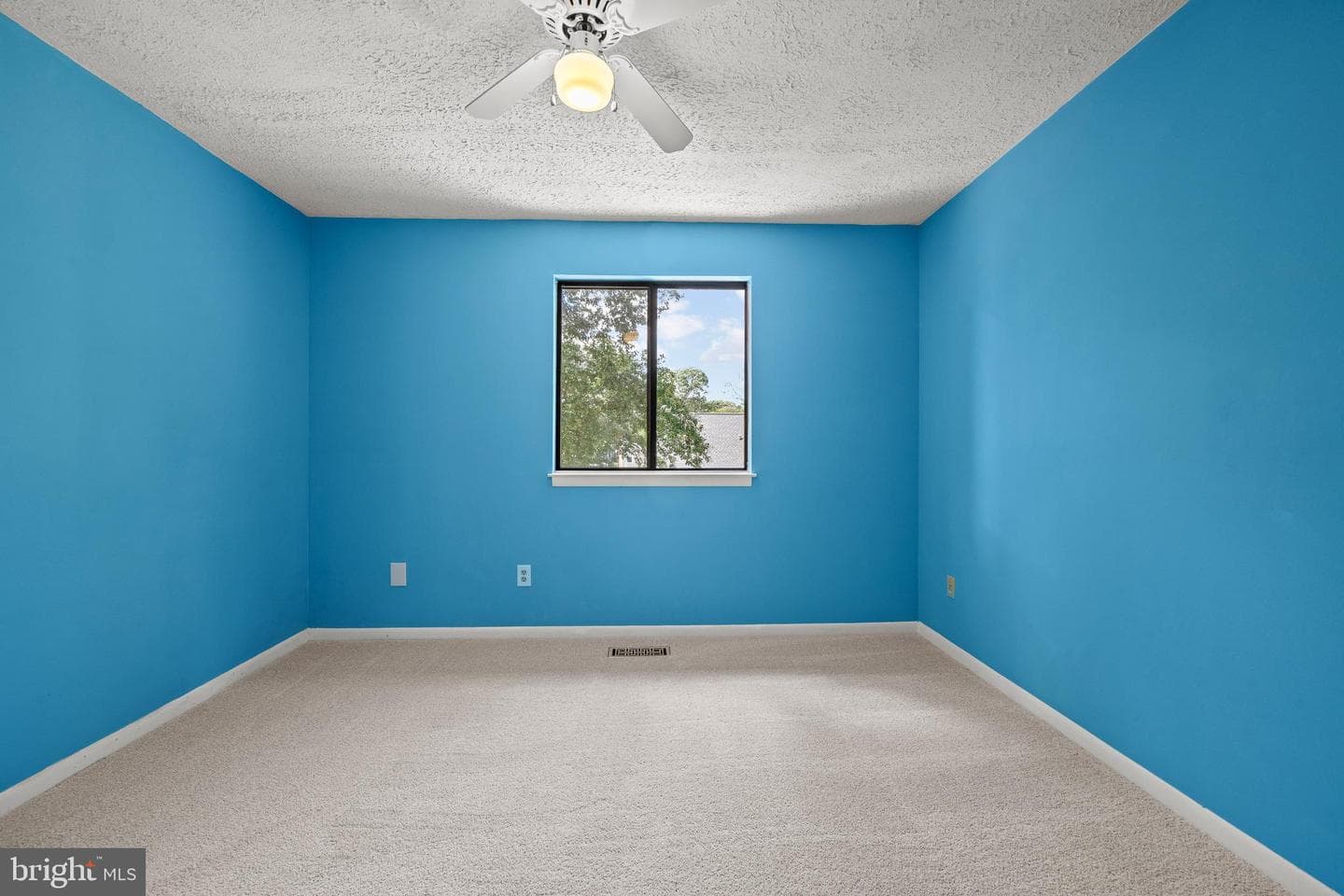 526 West Drive photo 18