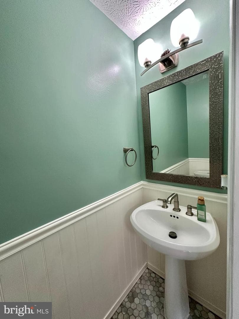 605 Broach Court photo 20