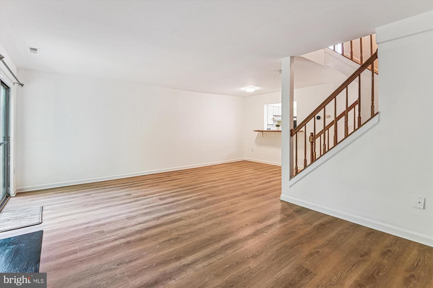 988 Breakwater Drive photo 9