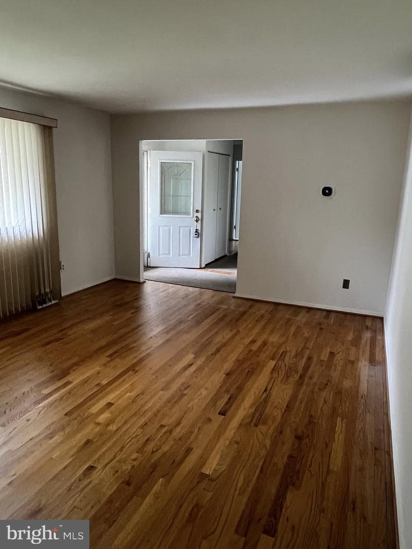 7959 Pipers Path photo 8