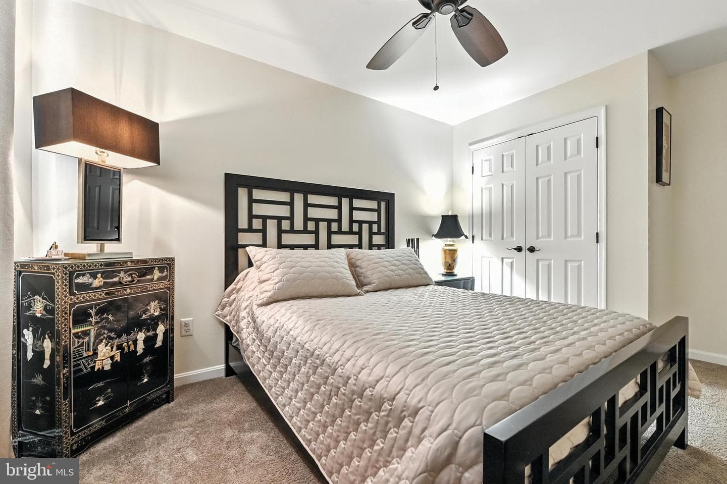 7068 Myrtle Avenue photo 31