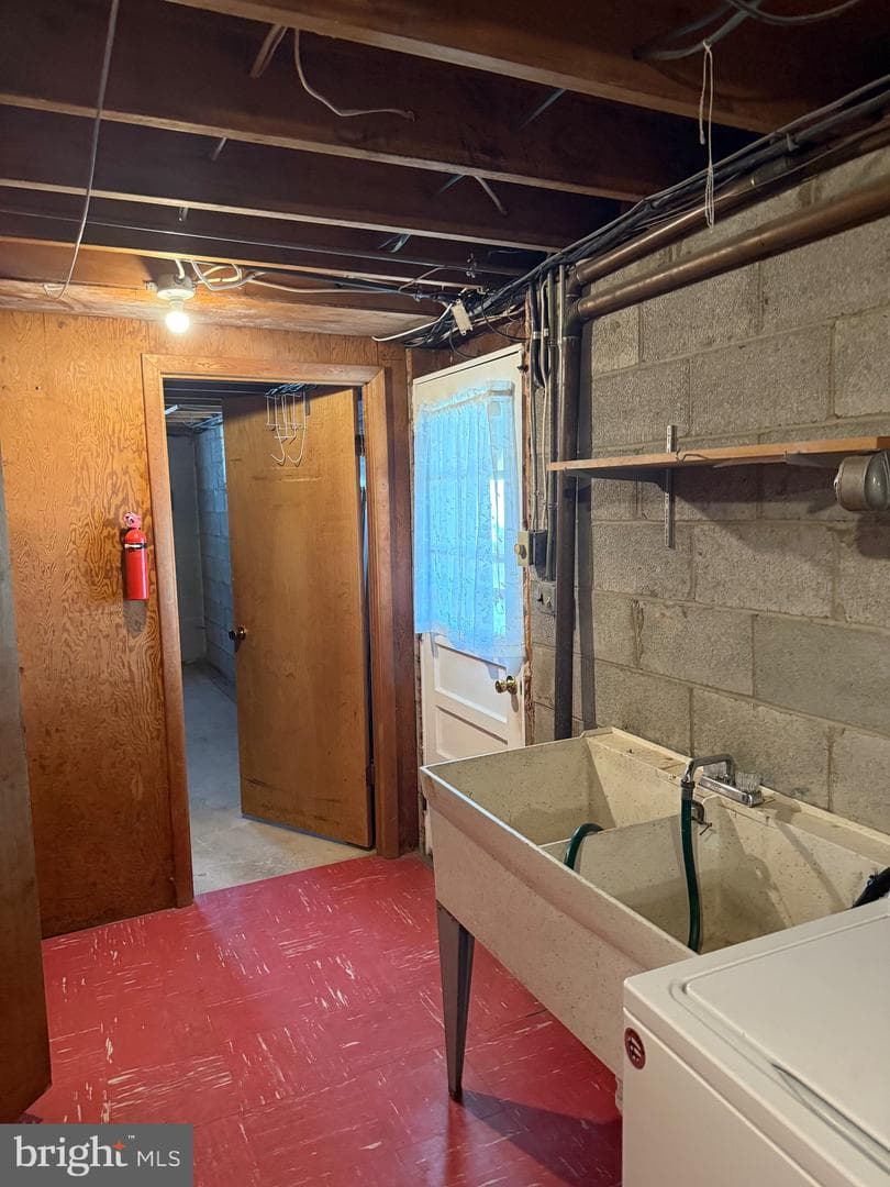 895 Gordon Drive photo 38