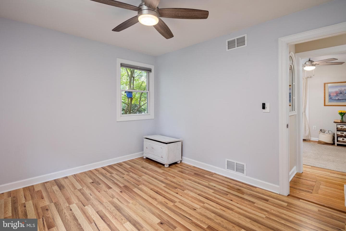 2114 Hallmark Drive photo 30