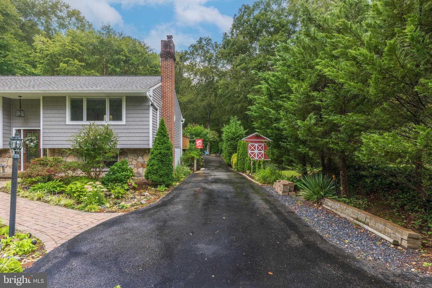 2114 Hallmark Drive photo 48