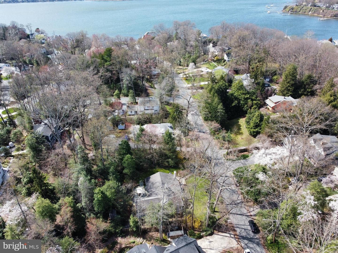 111 Round Bay Road photo 35