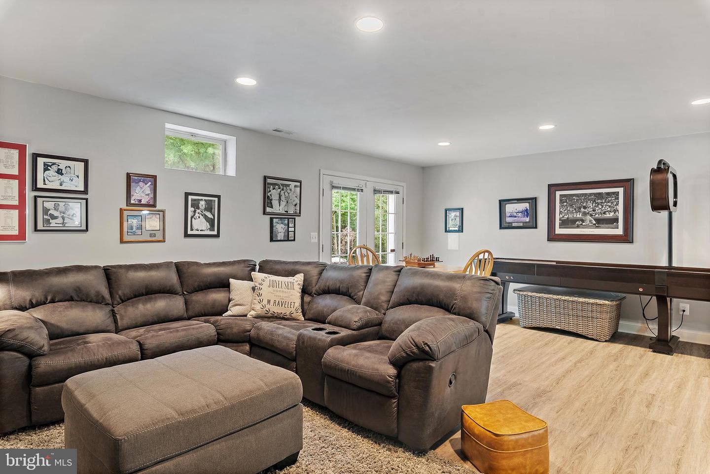539 Donner Way photo 55