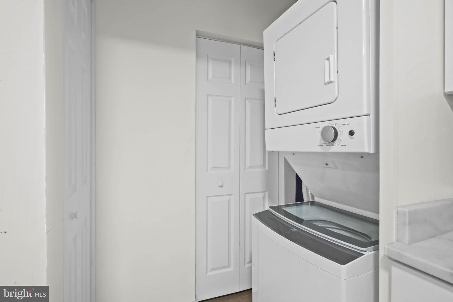 1111 Wildwood Lane photo 10