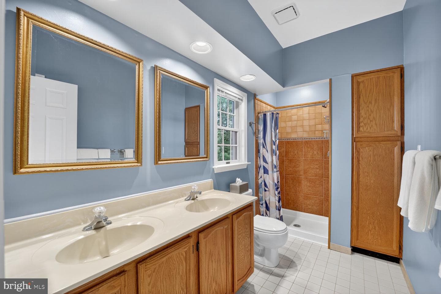 2709 Summerview Way #201 photo 25