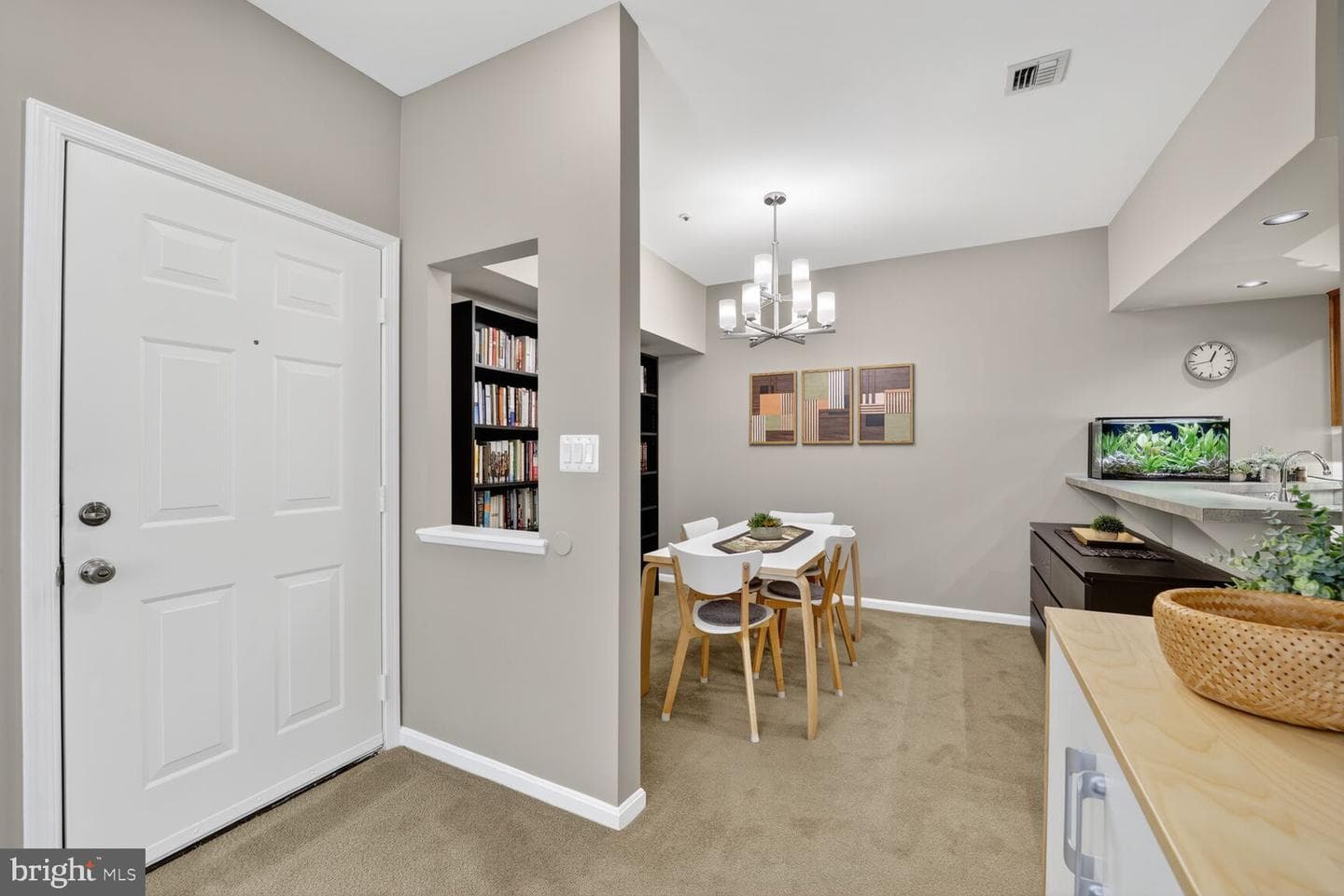 2709 Summerview Way #201 photo 8