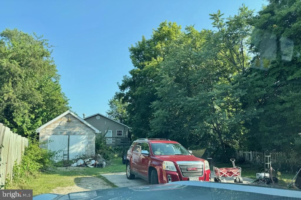 705 Church Street photo 2