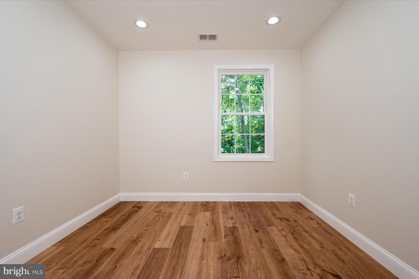 1400 Lower View Court photo 21
