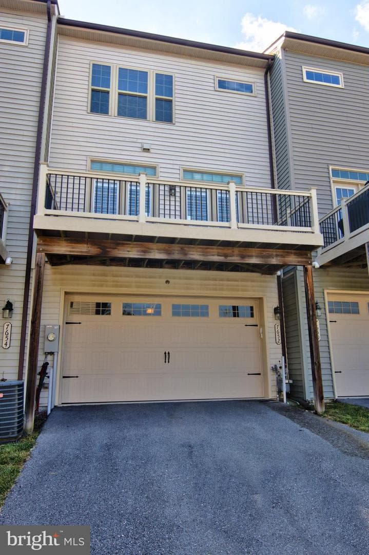 7652 Telamon Way photo 33