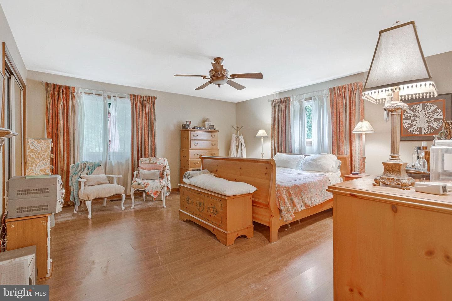 3886 Greenmeadow Lane photo 8