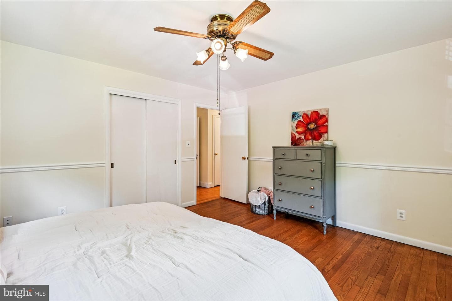 289 Hillsmere Drive photo 10