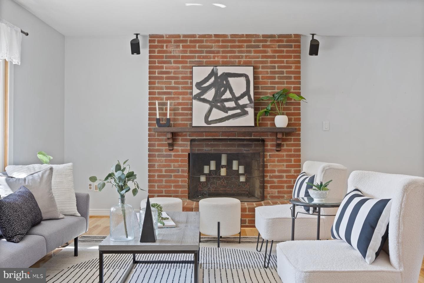 1103 Lotus Avenue photo 6