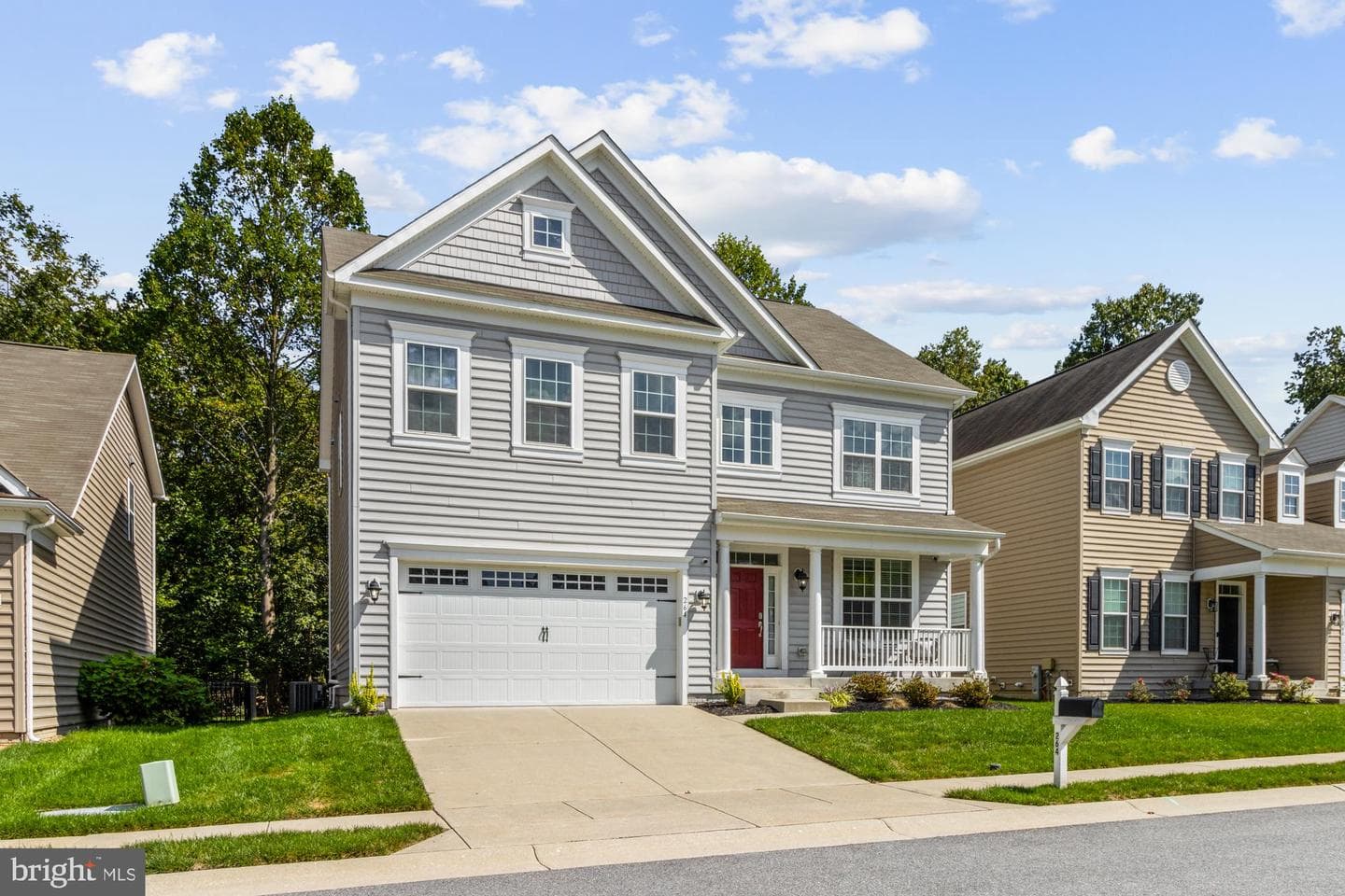 264 Saltgrass Drive photo 2