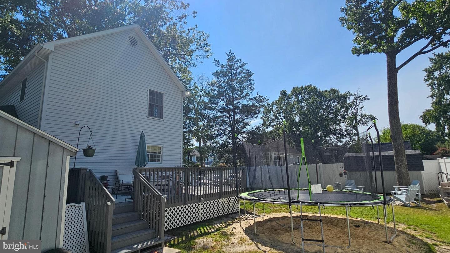 1192 Oak Avenue photo 16