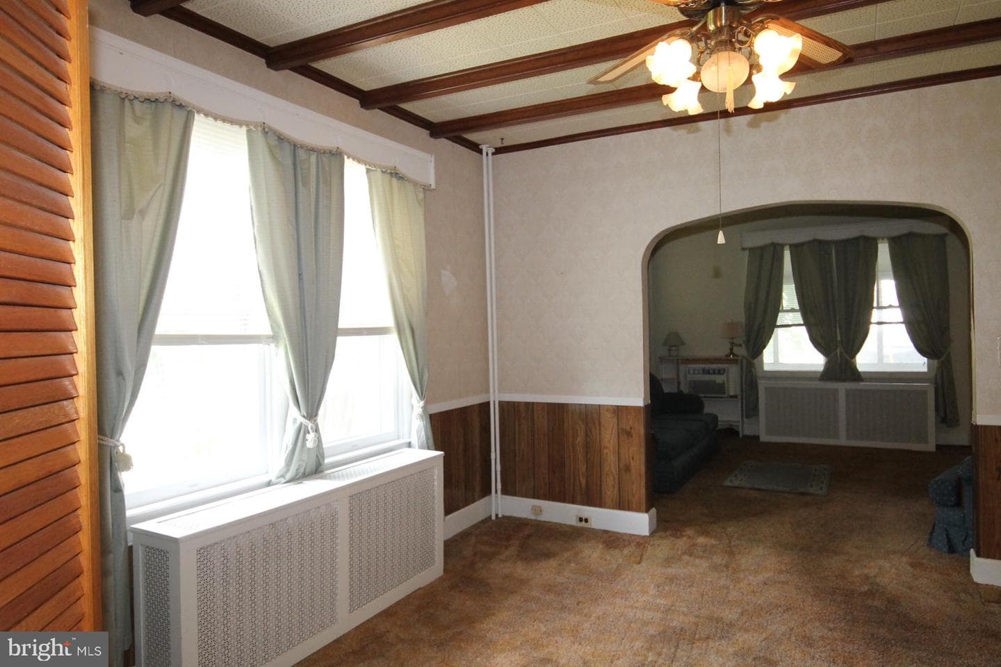 305 Greenwood Road photo 12