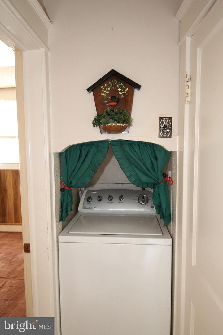 305 Greenwood Road photo 22
