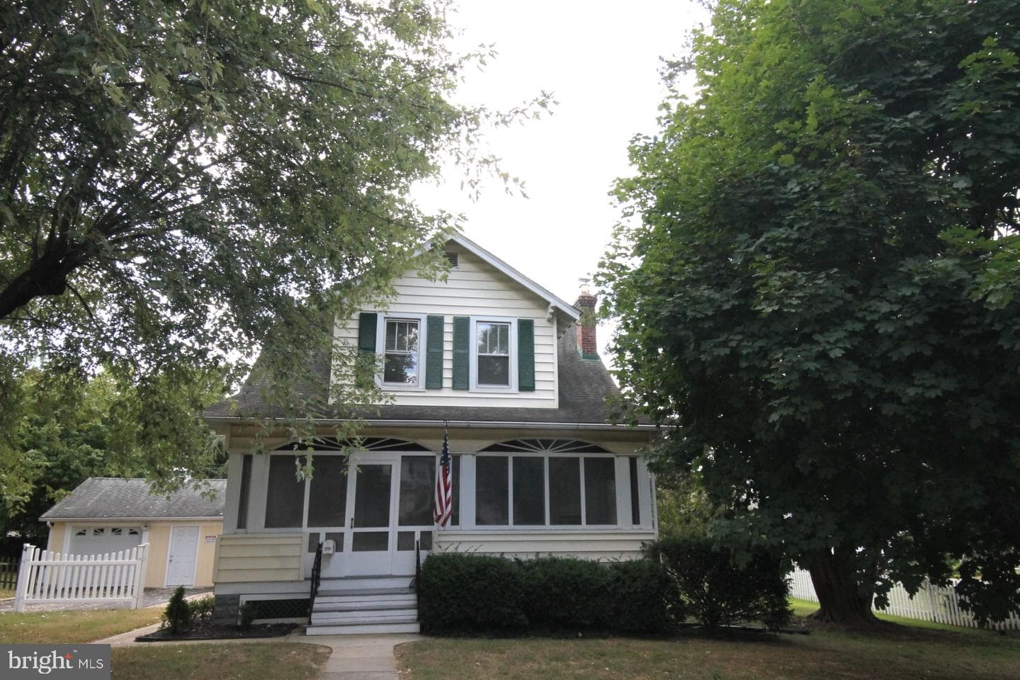 305 Greenwood Road photo 44