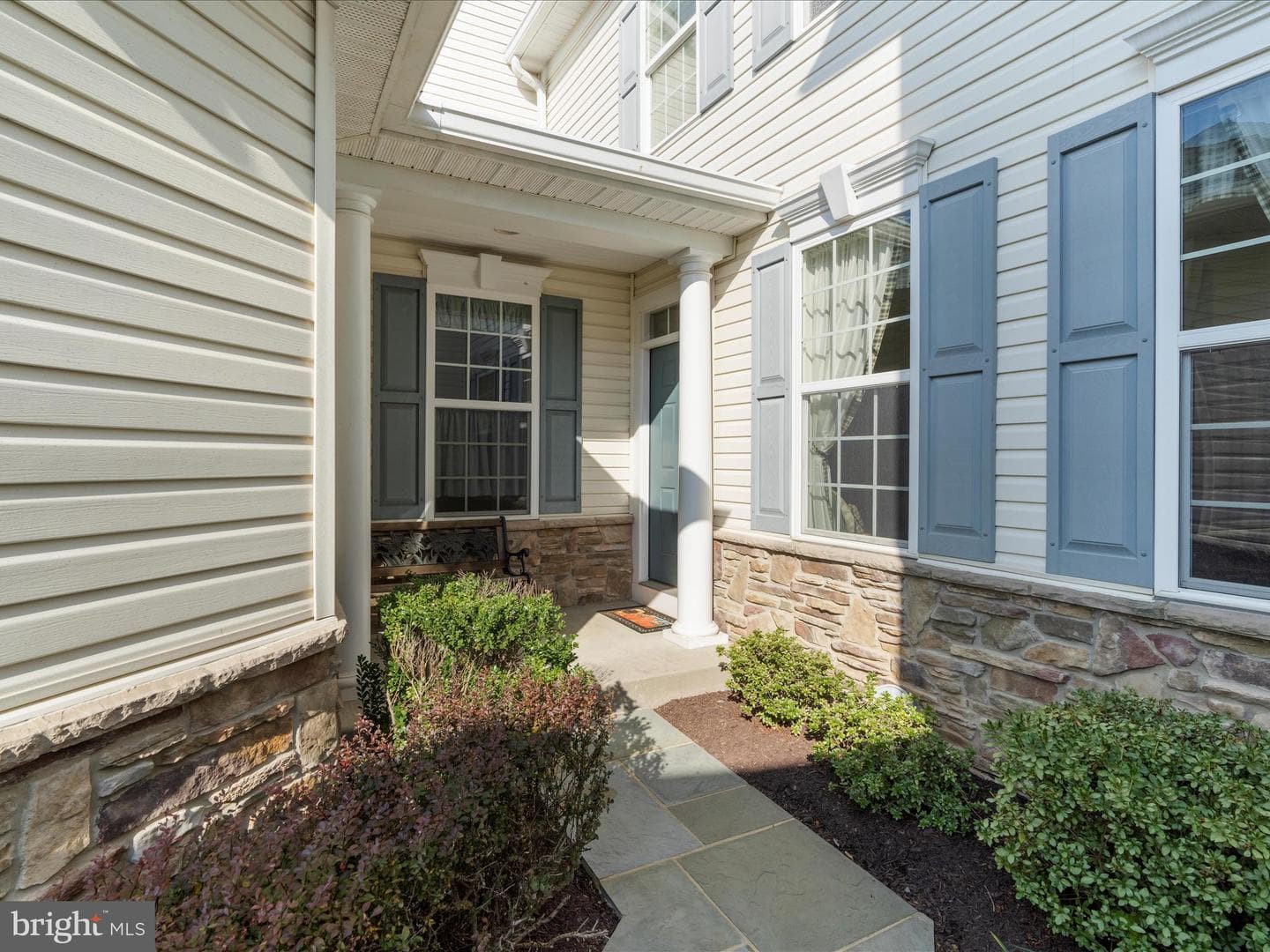 7659 Porcelain Tile Court photo 2