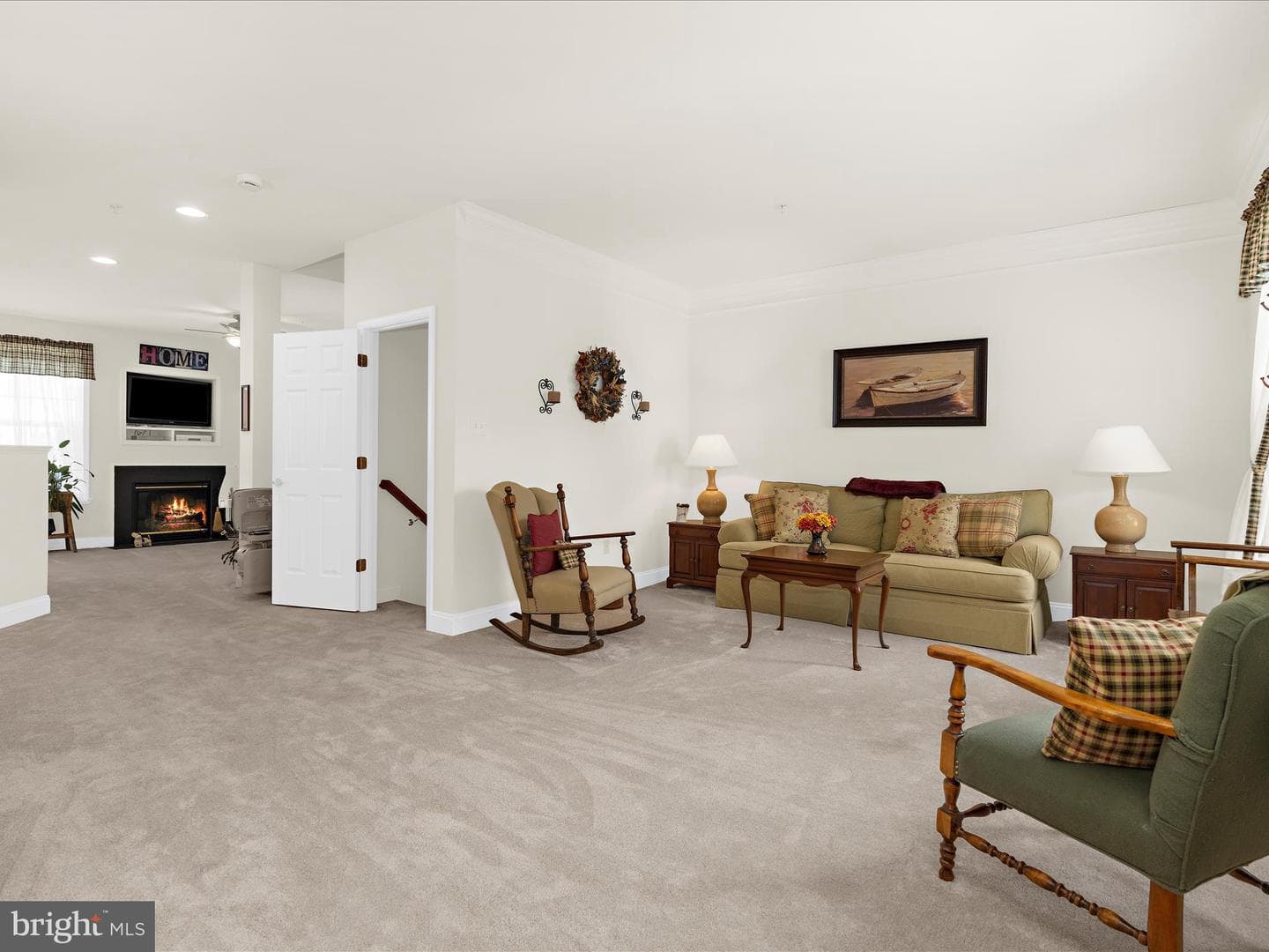 7659 Porcelain Tile Court photo 5