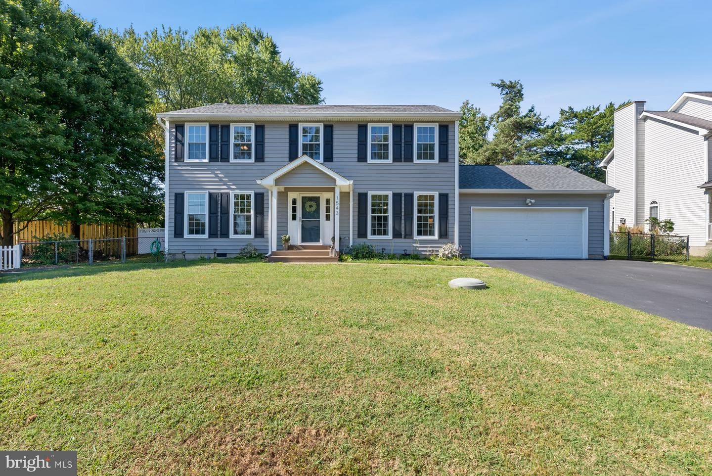 1543 Lee Way photo 1