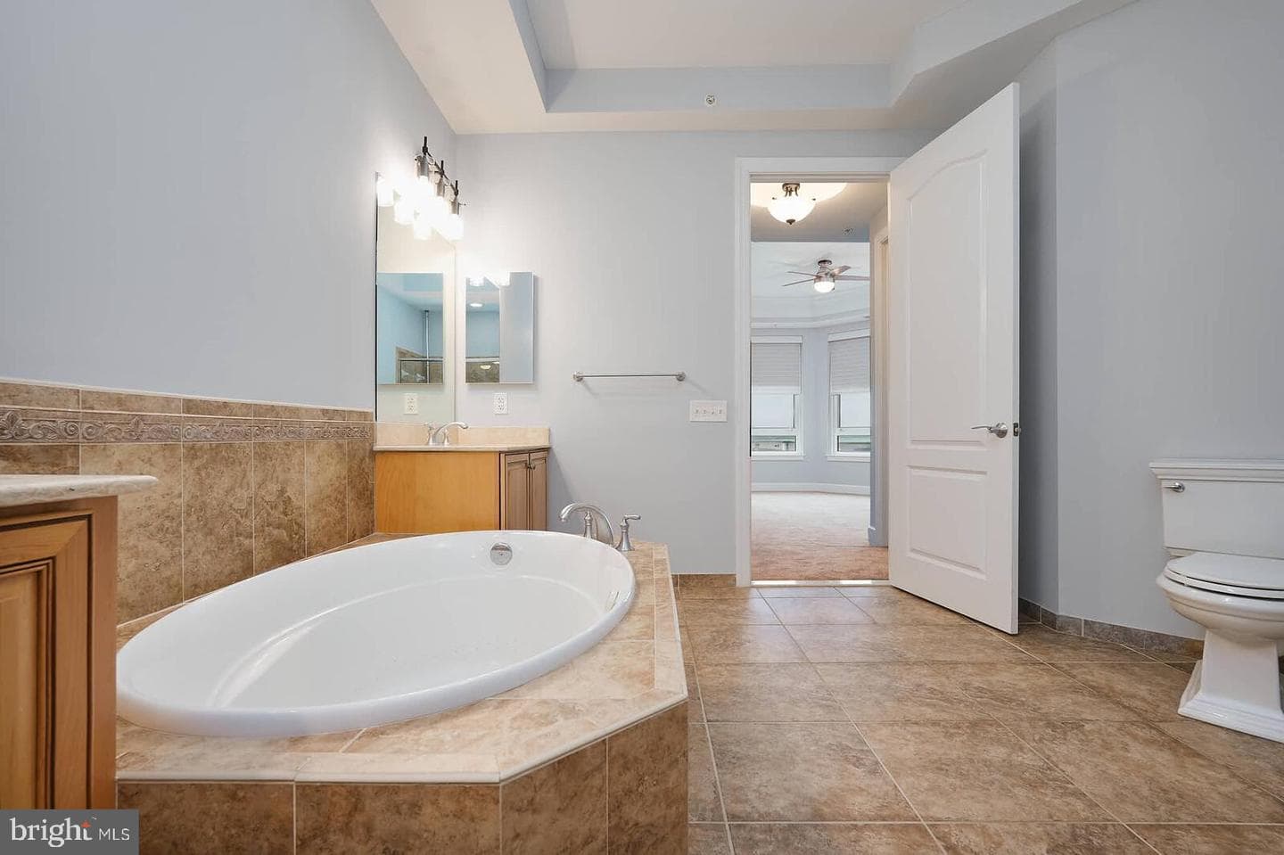 1915 Towne Centre Boulevard #413 photo 22