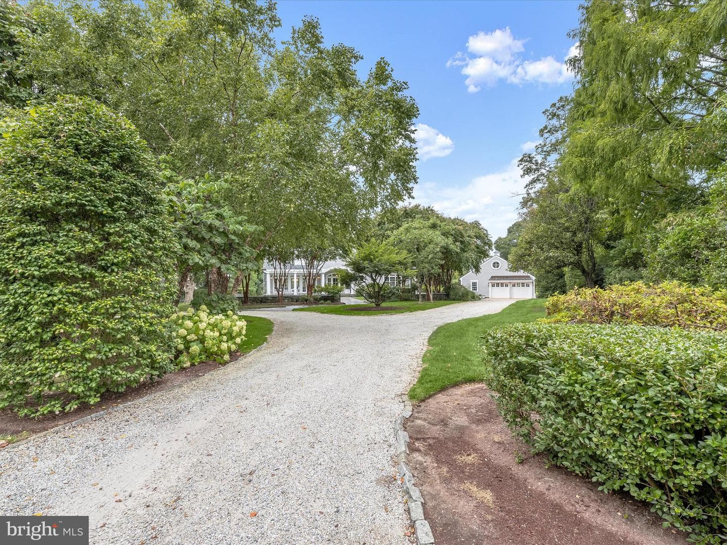 752 Broadwater Way photo 4